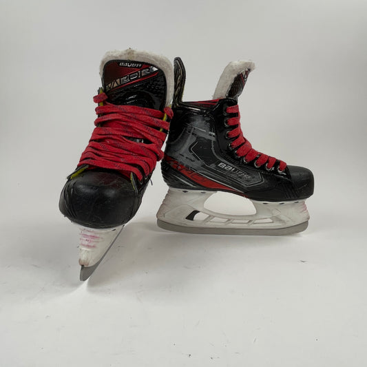 Bauer Vapor X2.9 Size 2.5 Junior Hockey Skates