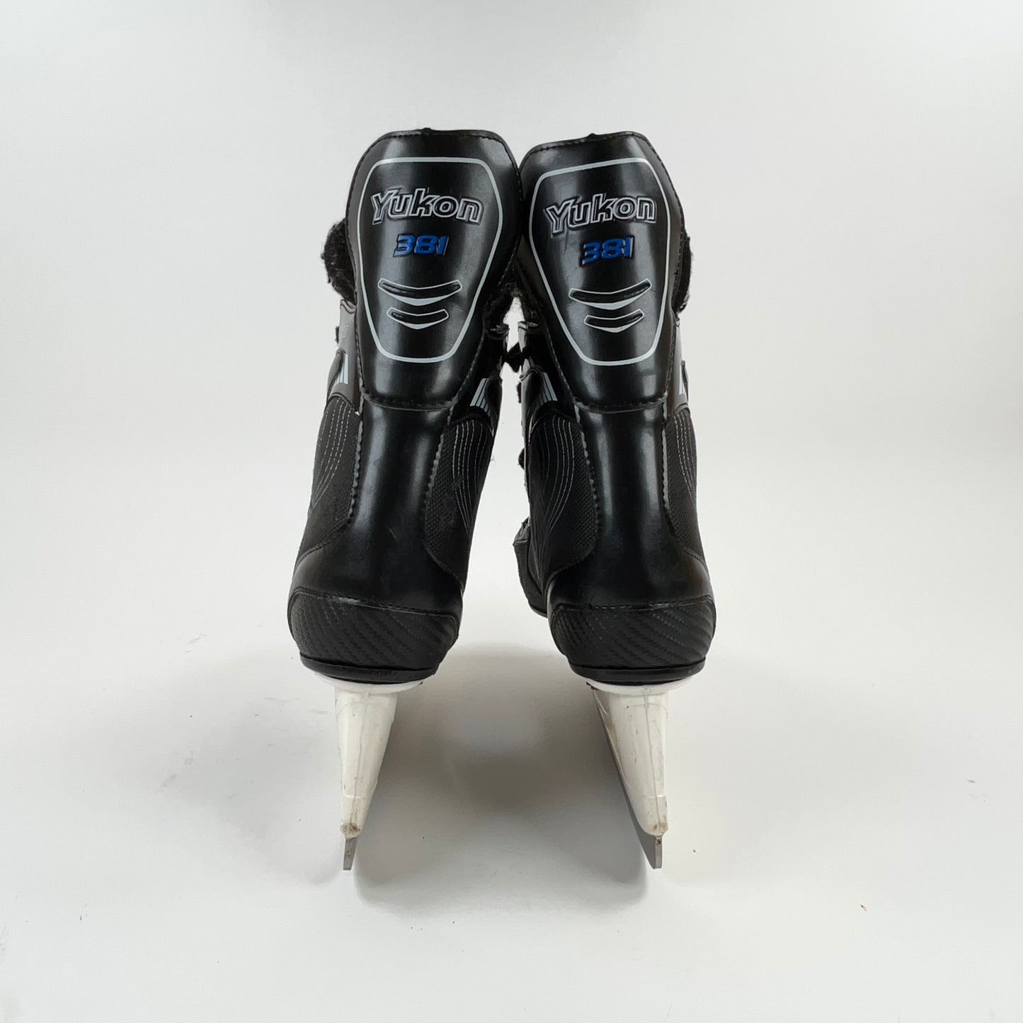 Botas Yukon 381 Size 10 Hockey Skates
