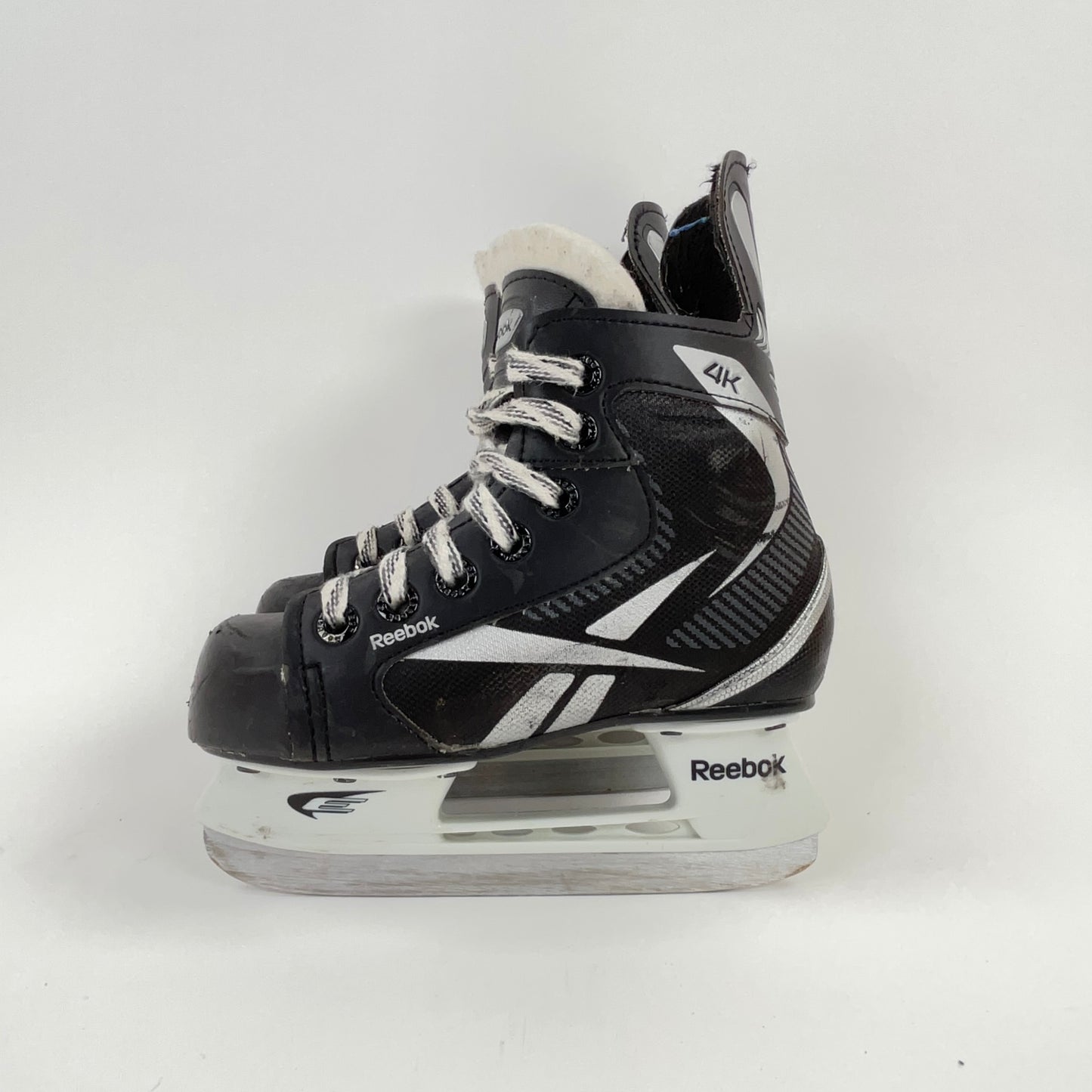 Reebok 4K Size 11Y Youth Hockey Skates