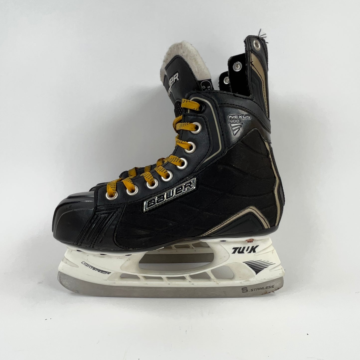 Bauer Nexus 400 Size 3.5 Hockey Skates