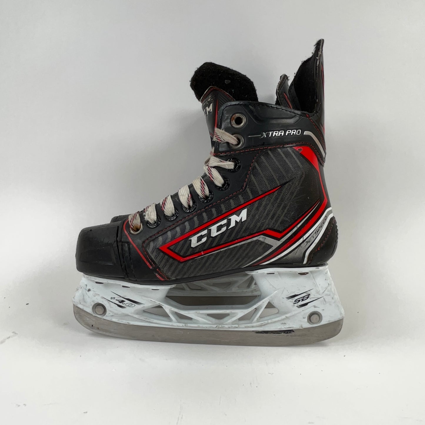 CCM Jetspeed XTRA PRO Size 2 Junior Hockey Skates