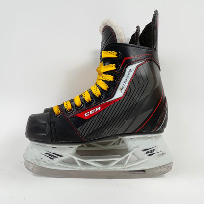 CCM Jetspeed 250 Size 2 Junior Hockey Skates