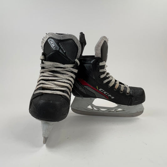 CCM Tacks AS 580 Size 1 Junior Hockey Skates