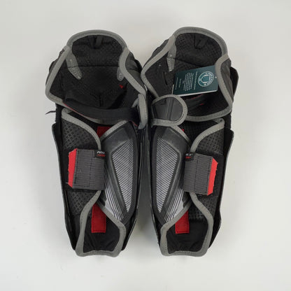 CCM Jetspeed FT390 Junior 12 Hockey Shin Guards