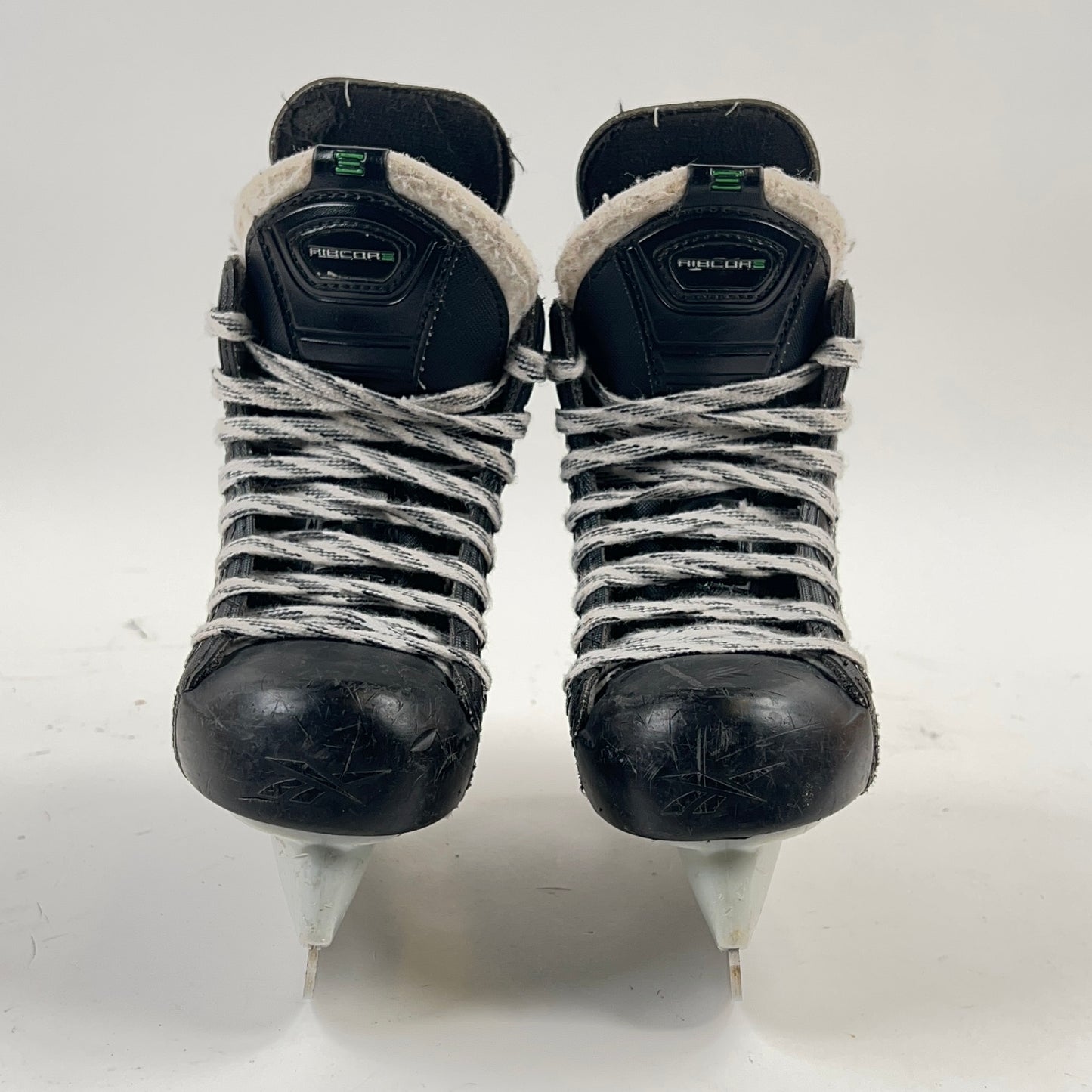 Reebok Ribcore Size 13Y Youth Hockey Skates
