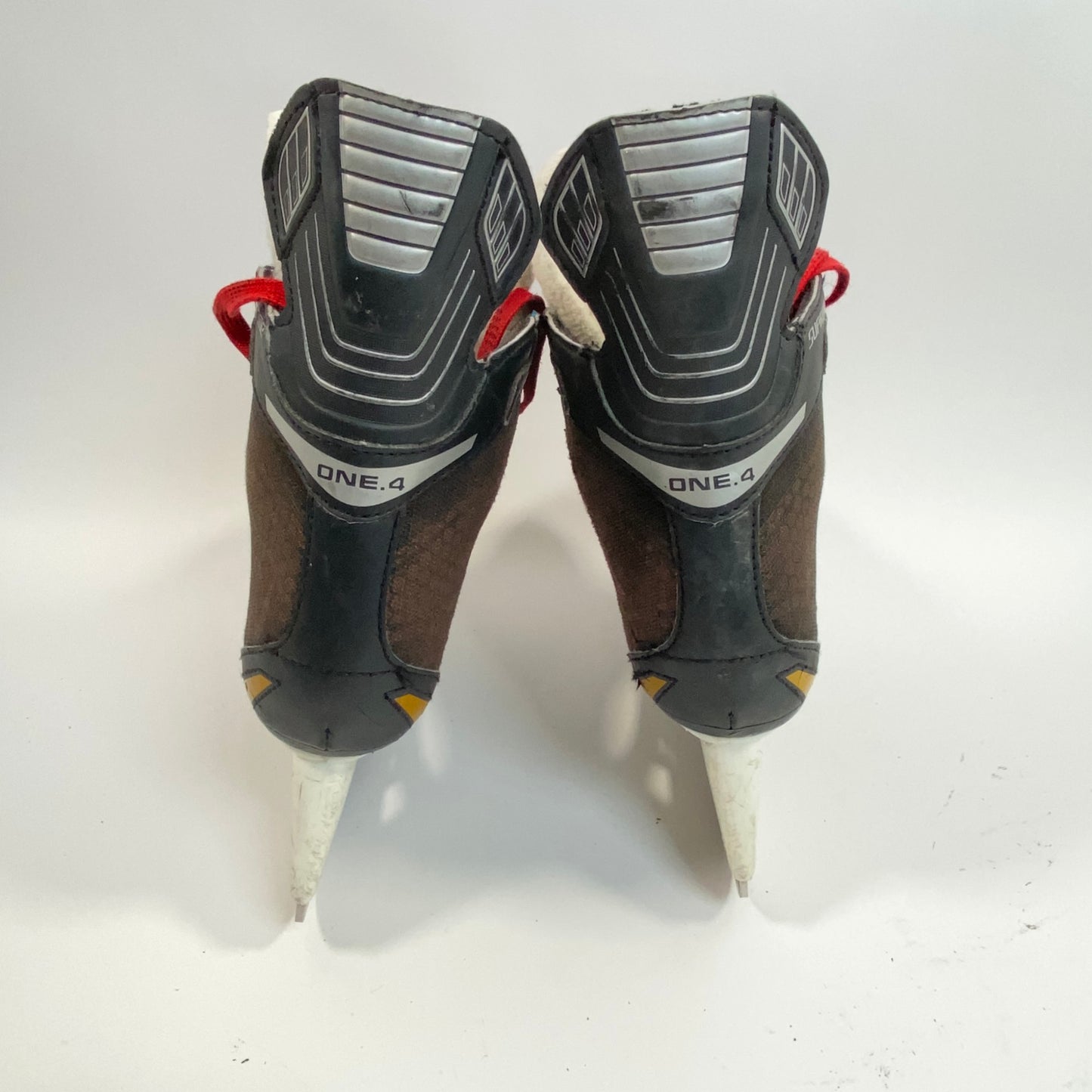 Bauer Supreme One.4 Size 3 Junior Hockey Skates