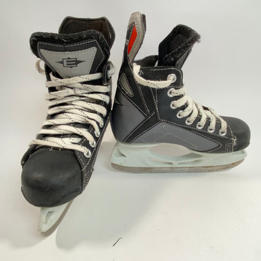 Easton Synergy SY50 Size 1 Junior Hockey Skates
