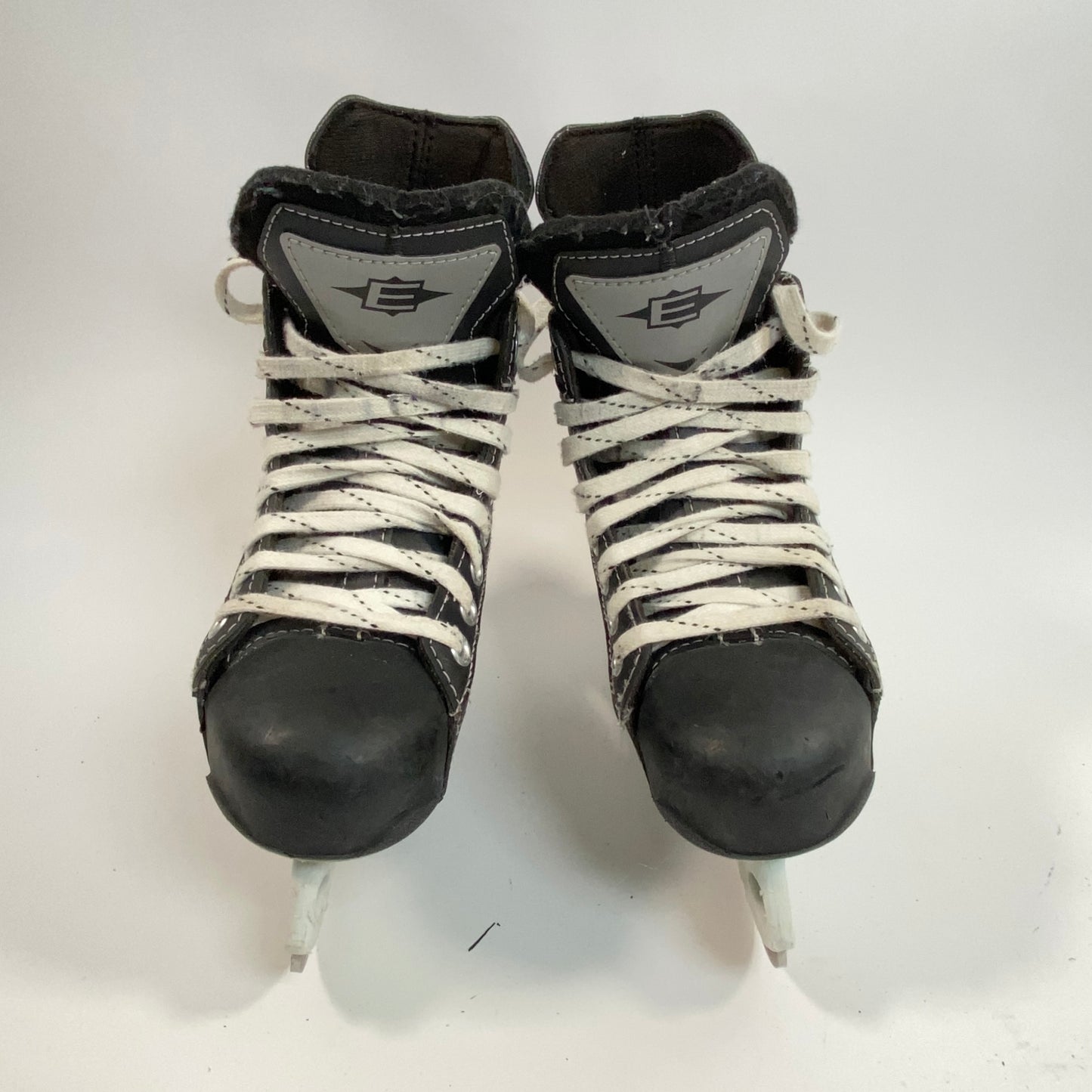 Easton Synergy SY50 Size 1 Junior Hockey Skates
