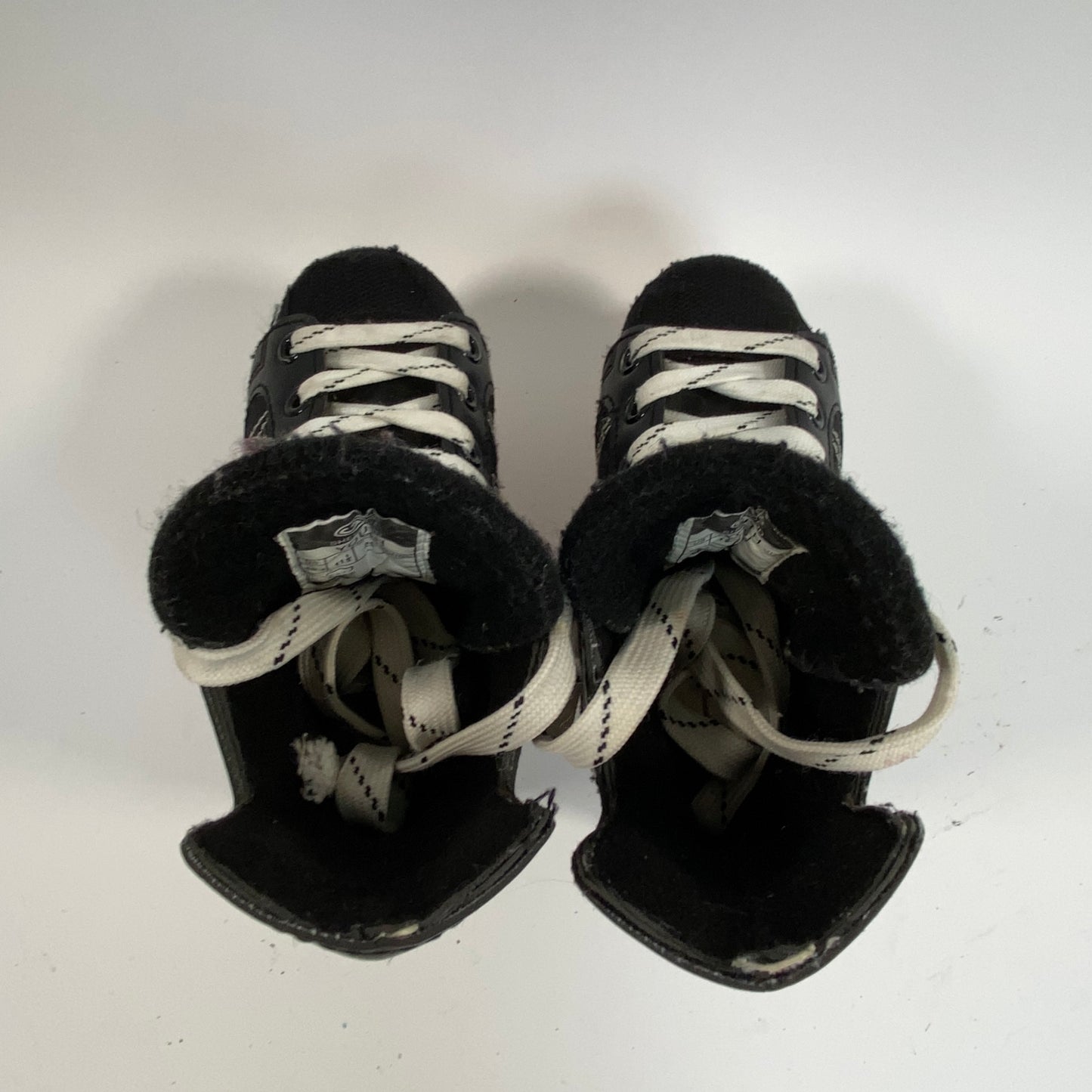 Sher-Wood PMPX2 Size 12Y Youth Hockey Skates