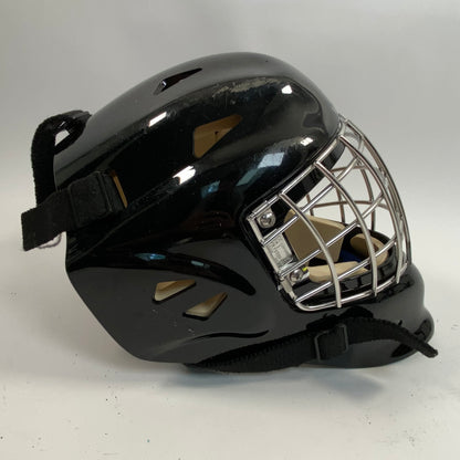Vaughn VM 7500 S/M Adjustable 6 3/8 to 6 3/4 Junior Hockey Goalie Helmet