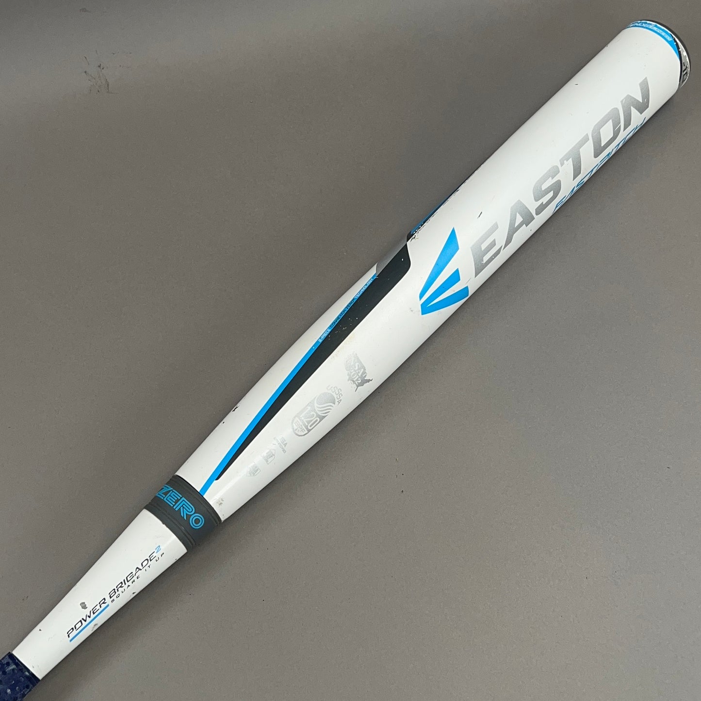 Easton Mako FP16MK10 33/23 (-10) ASA / NSA / USSSA Softball Bat