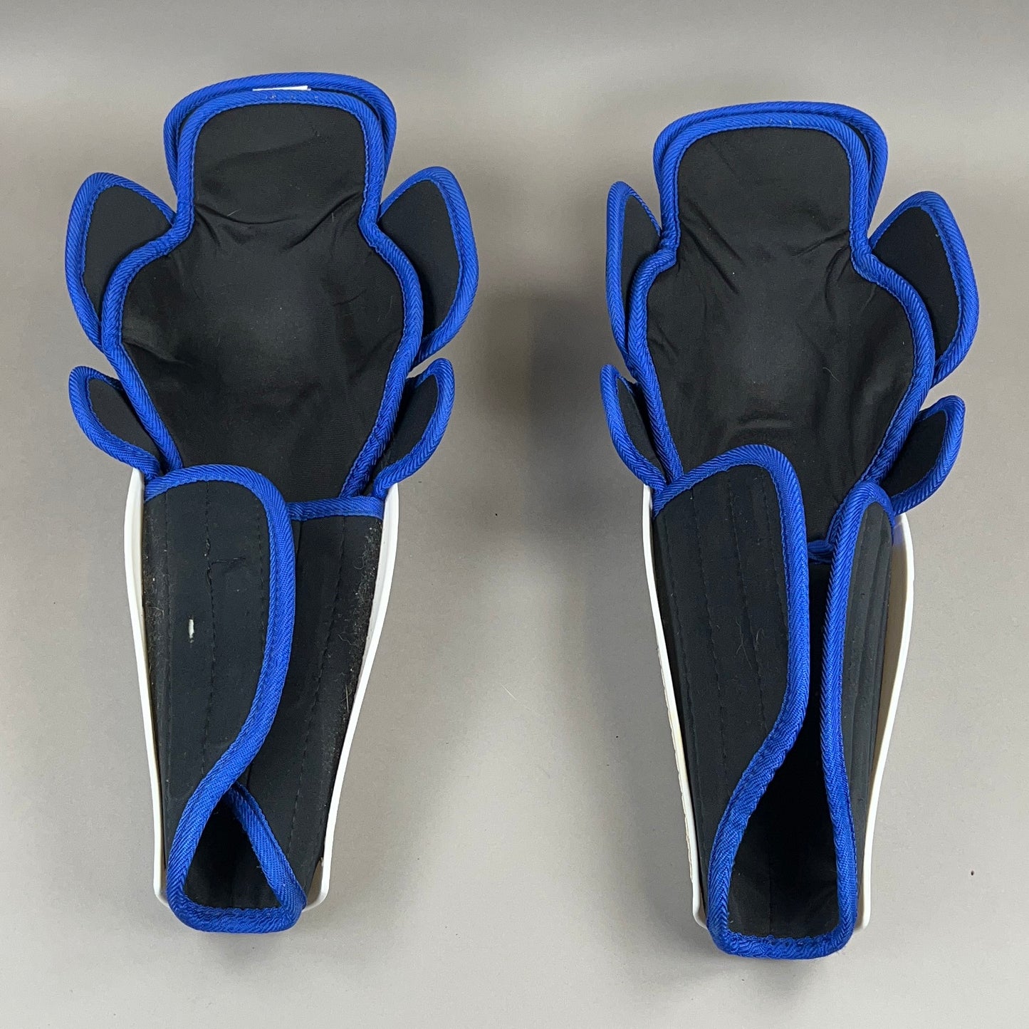 Easton SGX-15 Senior 15" Hockey Shin Guards