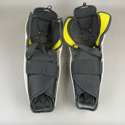 Easton Synergy EQ20 Intermediate 14" Hockey Shin Guards