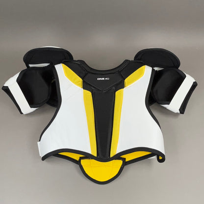 Bauer Supreme ONE 40 Senior Small Hockey Shoulder Pads