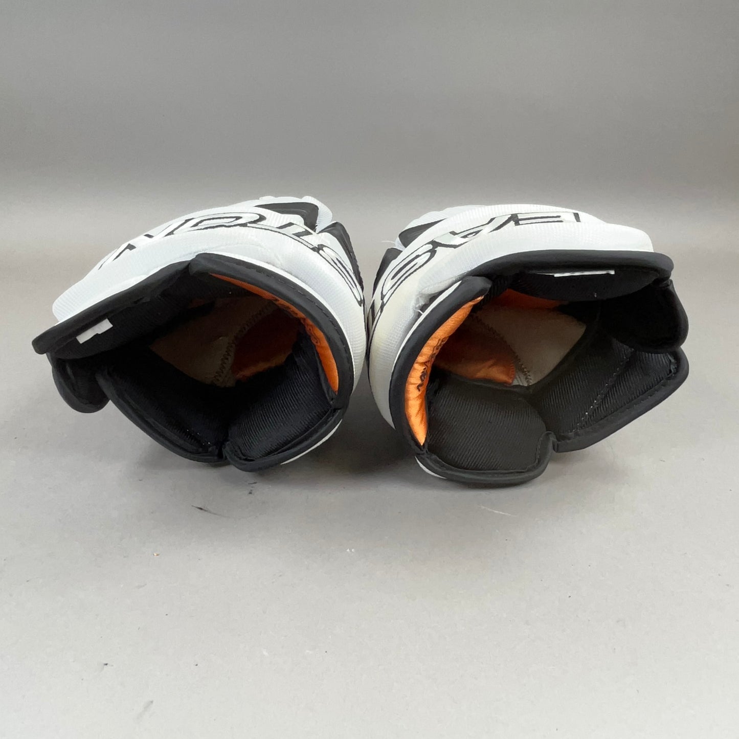 Easton S11 Senior 14" Hockey Gloves