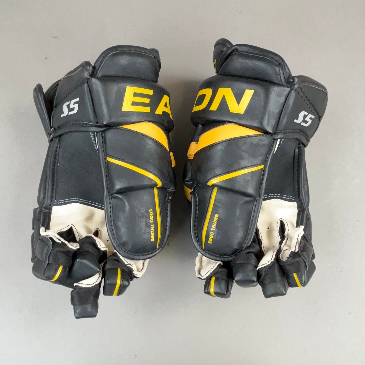 Easton S5 Junior 12" Hockey Gloves