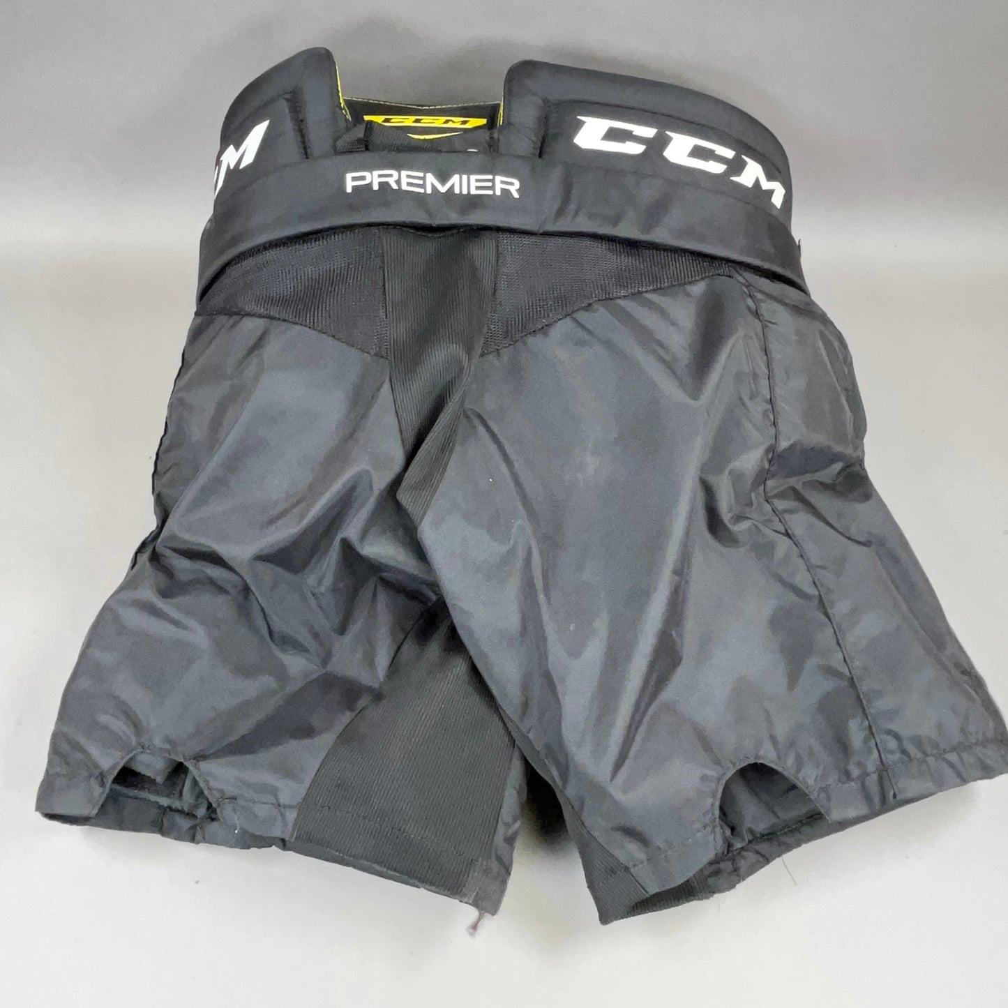 CCM R1.9 Senior Small Hockey Pants