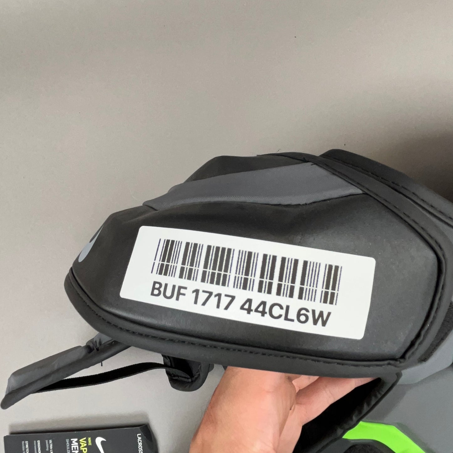 Nike Vapor Junior Large Lacrosse Shoulder Pads