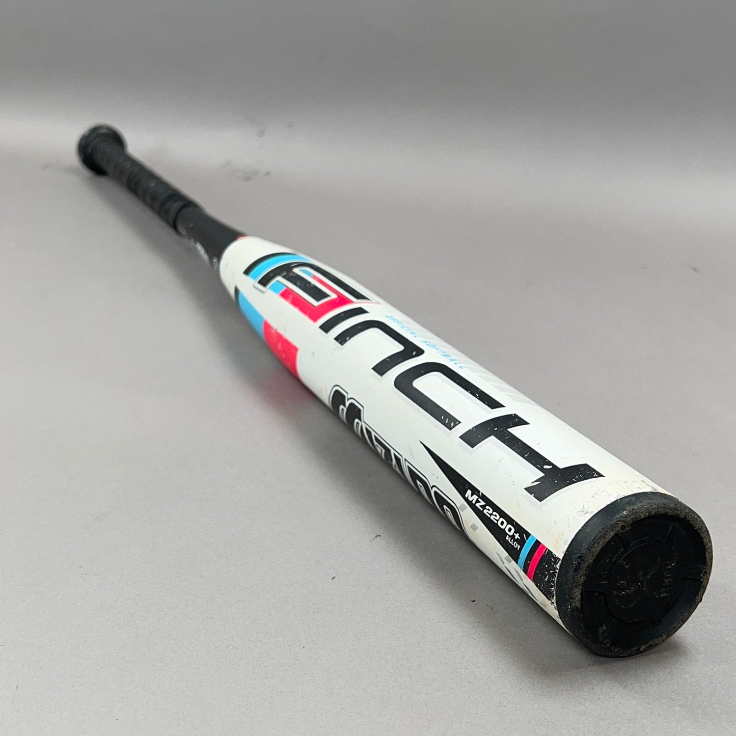 Mizuno Finch 340368 31/18 (-13) ASA / NSA / USSSA Softball Bat