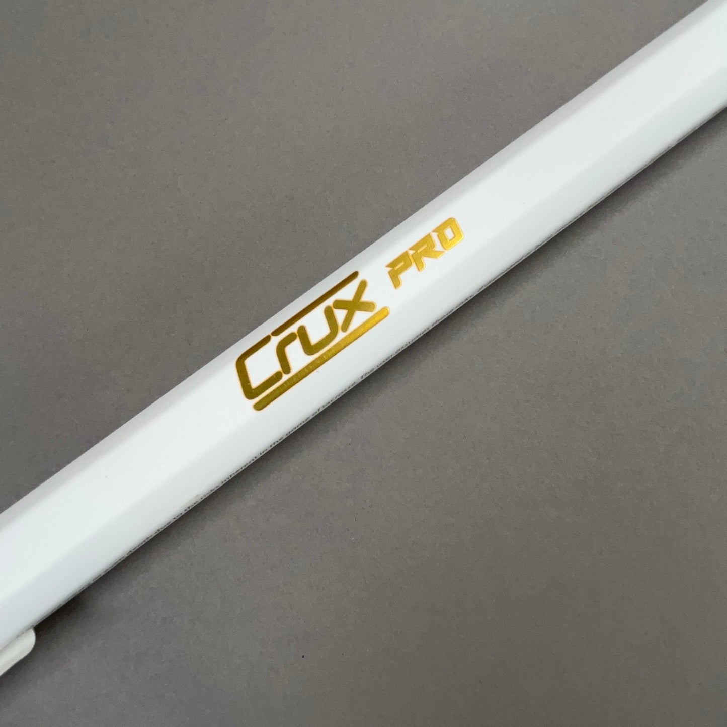STX Crux Pro 35" Attack / Mid Womens 10° Lacrosse Shaft