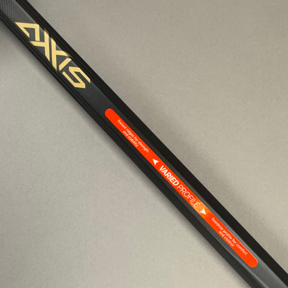 STX Axxis 32" Attack / Mid Womens 10° Lacrosse Shaft
