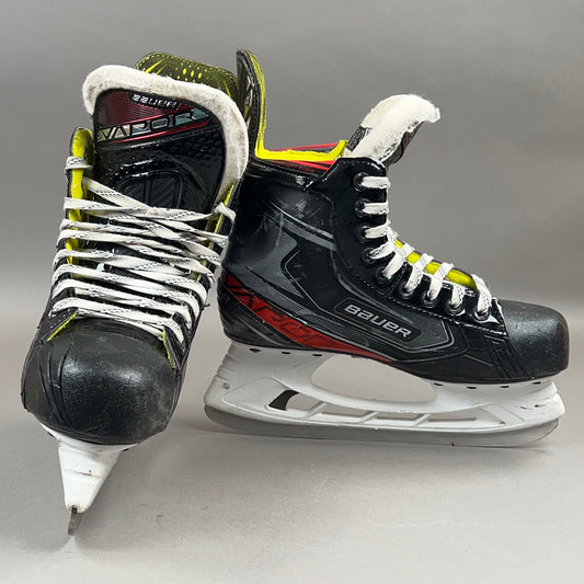 Bauer X2.9 Size 5.5 Intermediate Hockey Skates