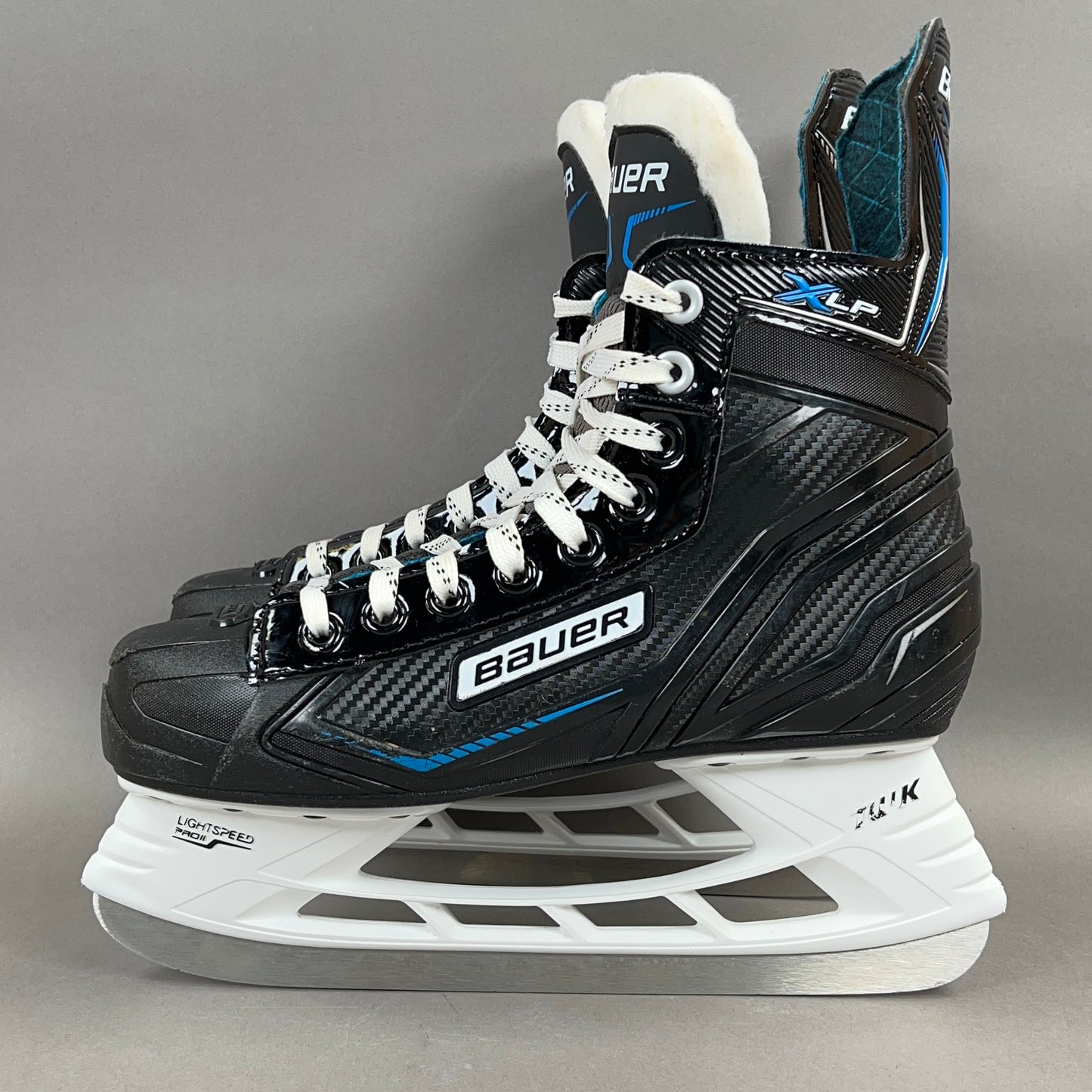 Bauer XLP Size 5 Intermediate Hockey Skates