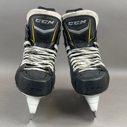 CCM Tacks 9060 Size 7 Senior Hockey Skates