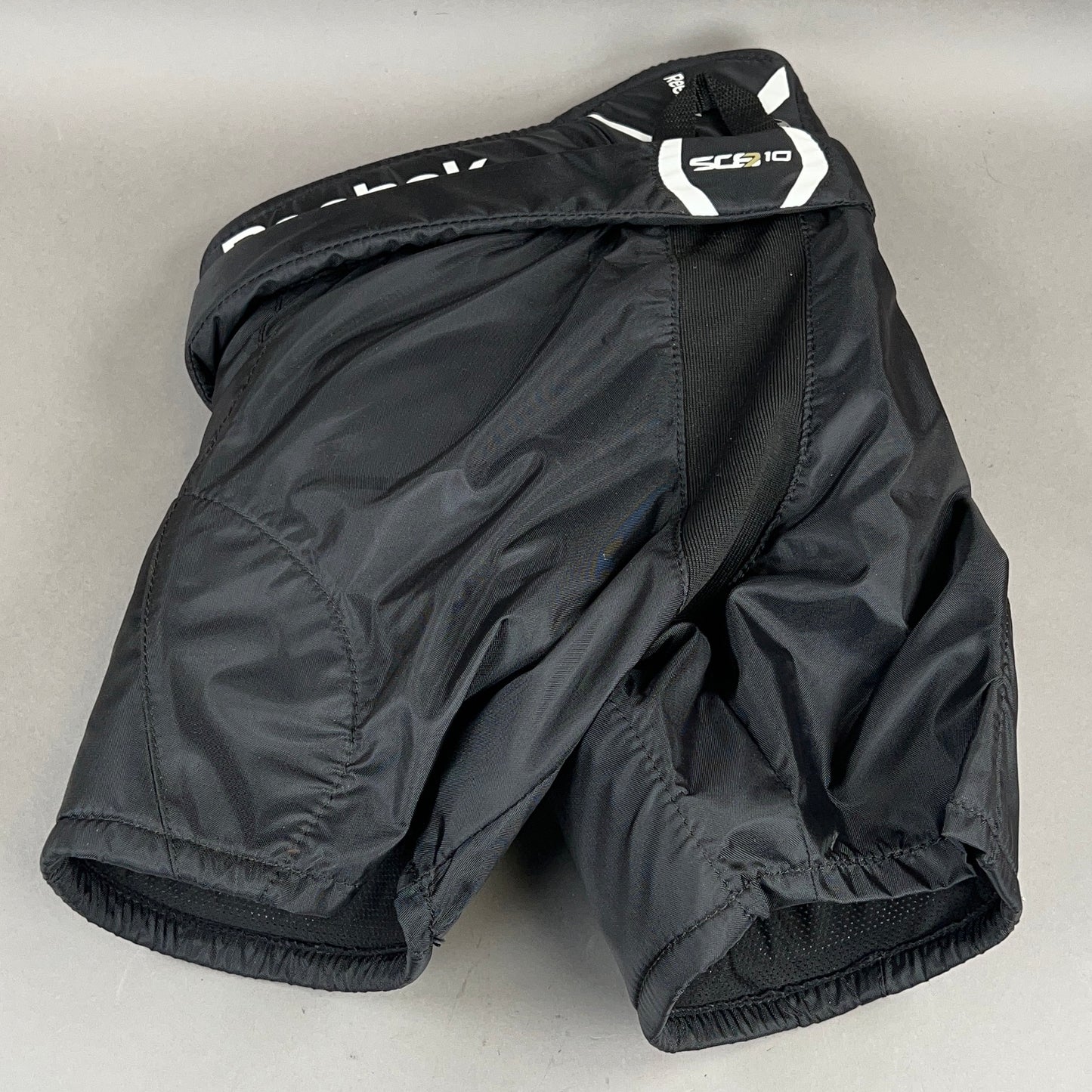 Reebok HP8710 Youth Medium Hockey Pants