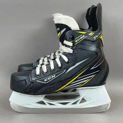 CCM Tacks 2092 Size 3 Junior Hockey Skates