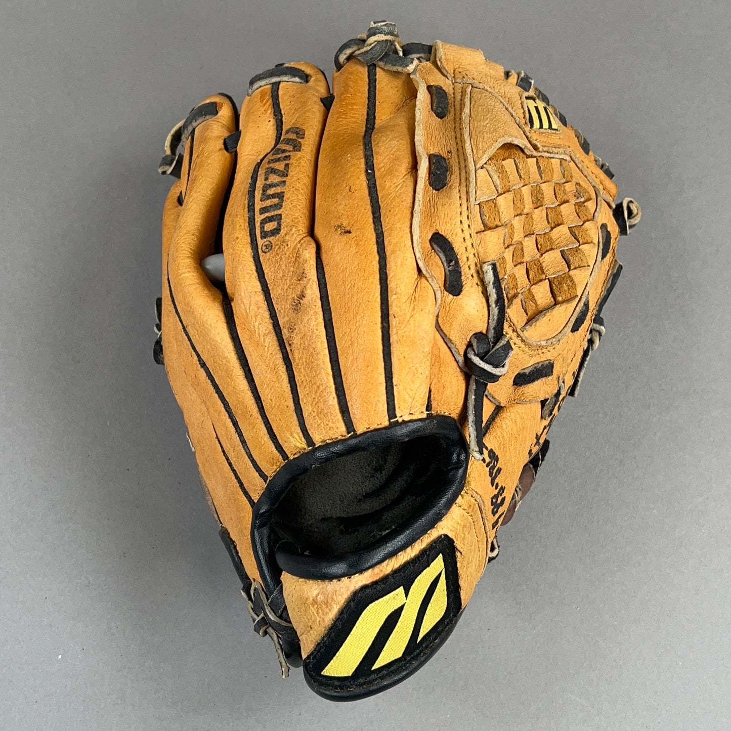 Mizuno Prospect 10" Right Hand Thrower Baseball Glove
