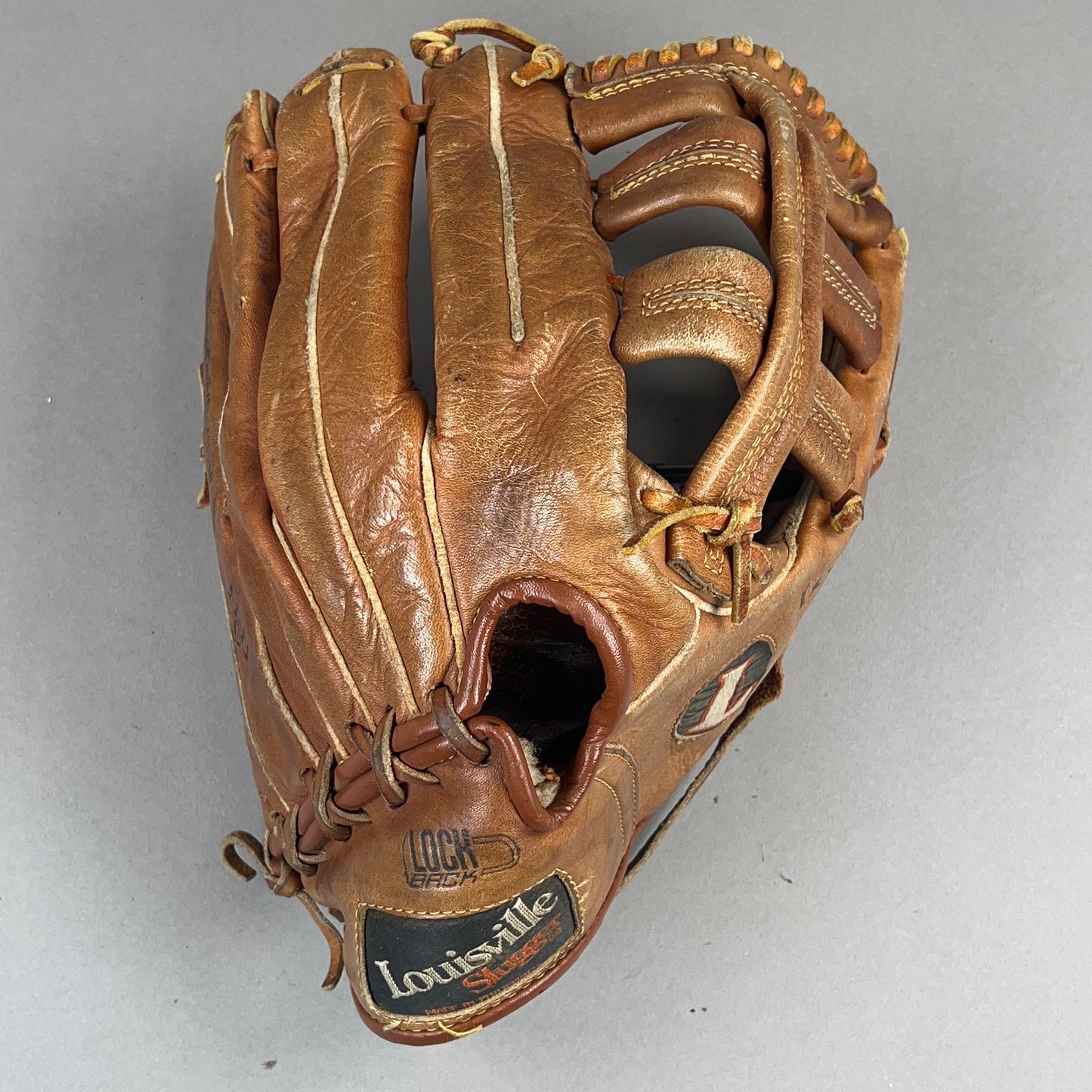 Louisville Slugger LSC24 12.5" Right Hand Thrower Baseball Glove
