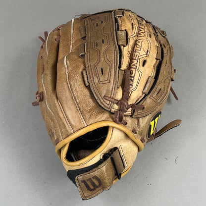 Wilson A440 11.5"" Right Hand Thrower Softball Glove