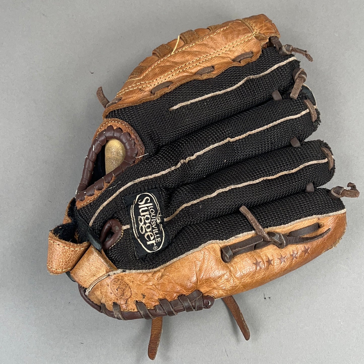 Louisville Slugger Genesis 1884 11" Right Hand Thrower Baseball Glove