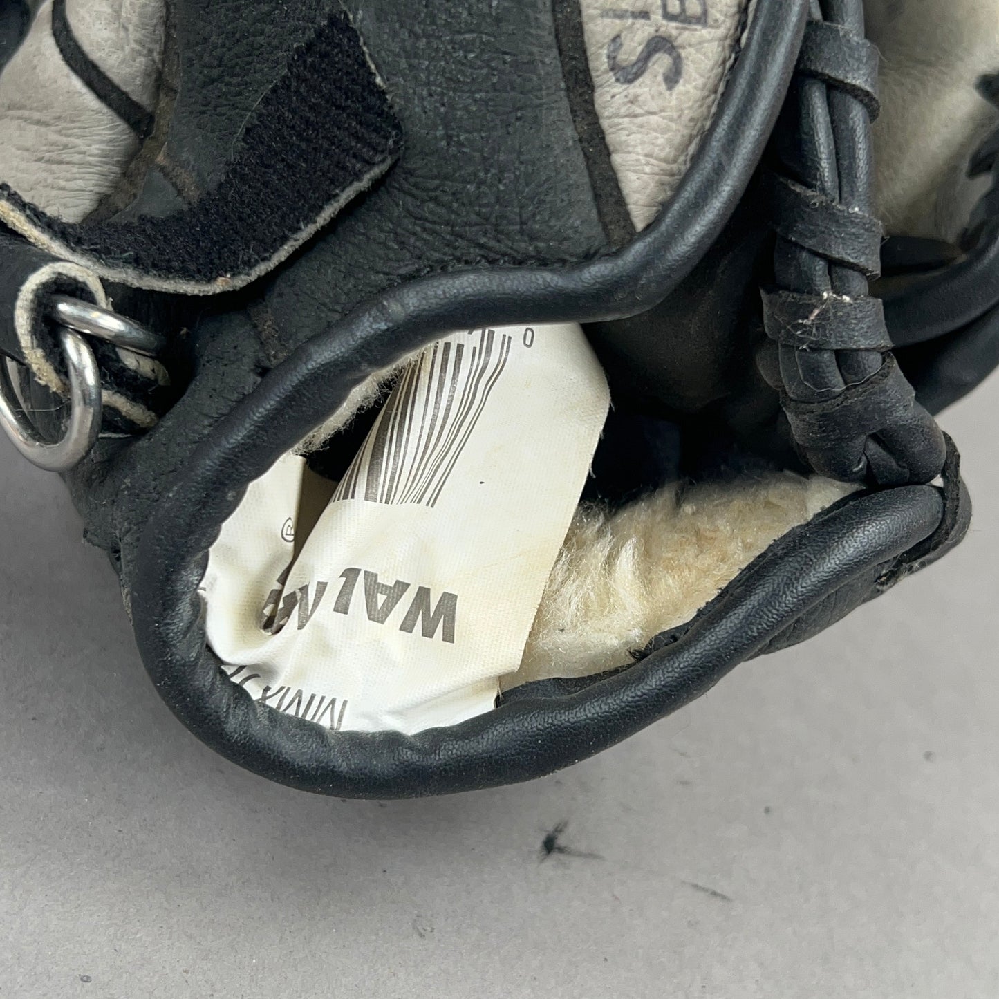 Mizuno MMX1050P1 10.5" Right Hand Thrower Baseball Glove