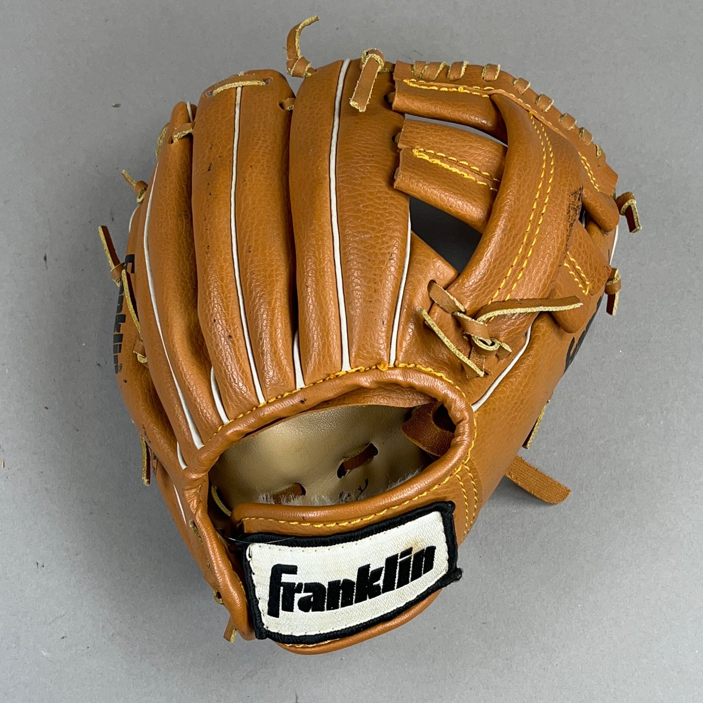 Franklin 4609 9.5" Right Hand Thrower Baseball Glove