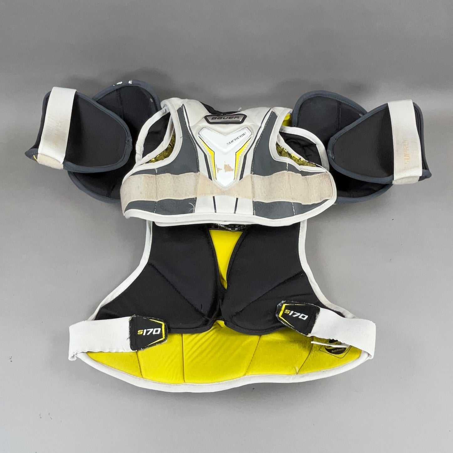 Bauer Supreme S170 Senior Medium Hockey Shoulder Pads