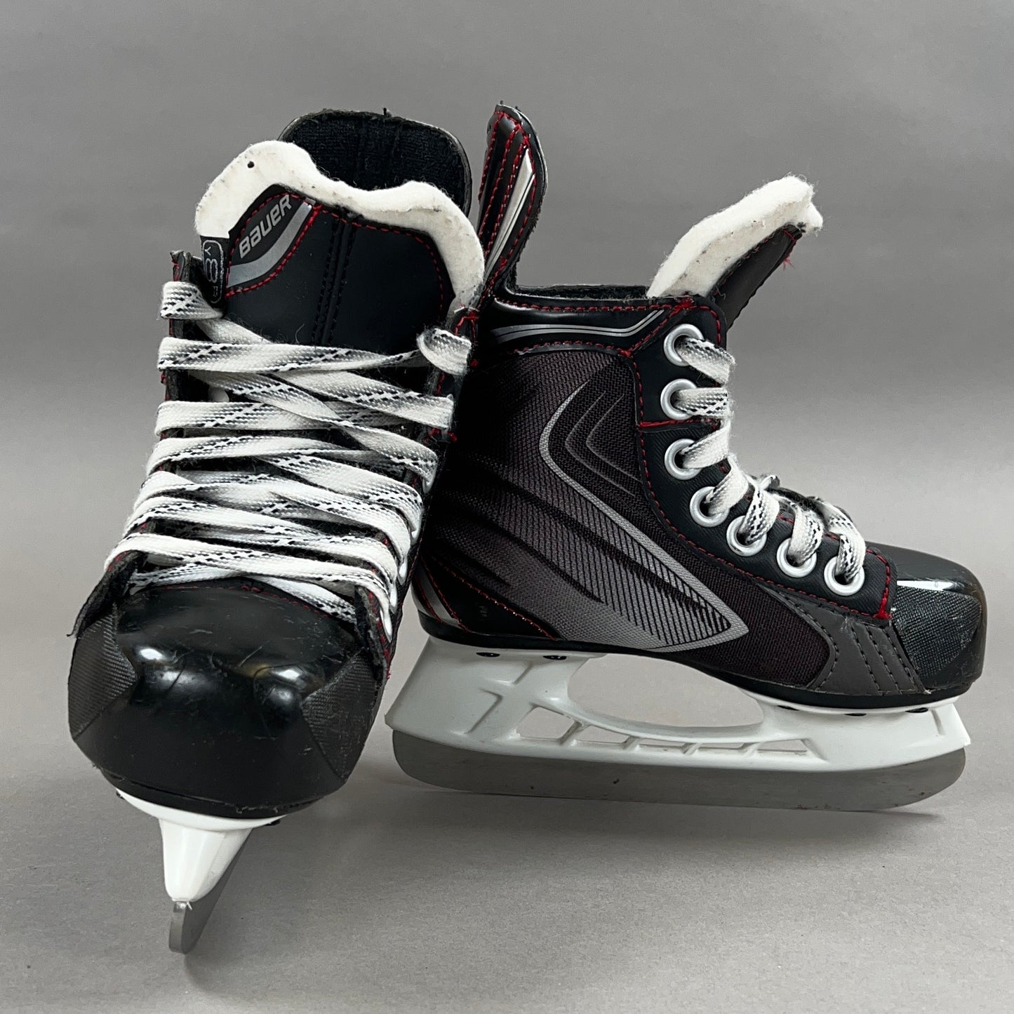 Bauer Vapor X40 Size 8Y Youth Hockey Skates