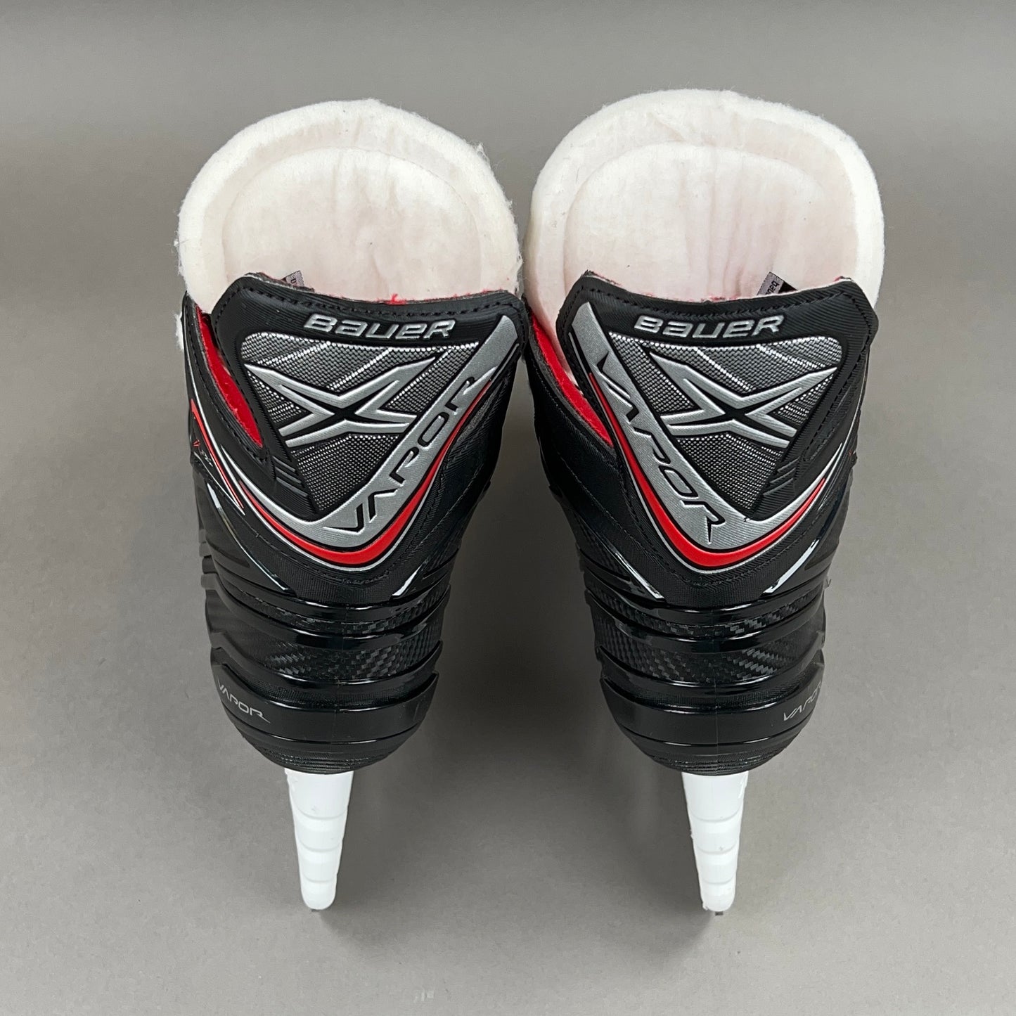 Bauer X250 Size 6 Intermediate Hockey Skates