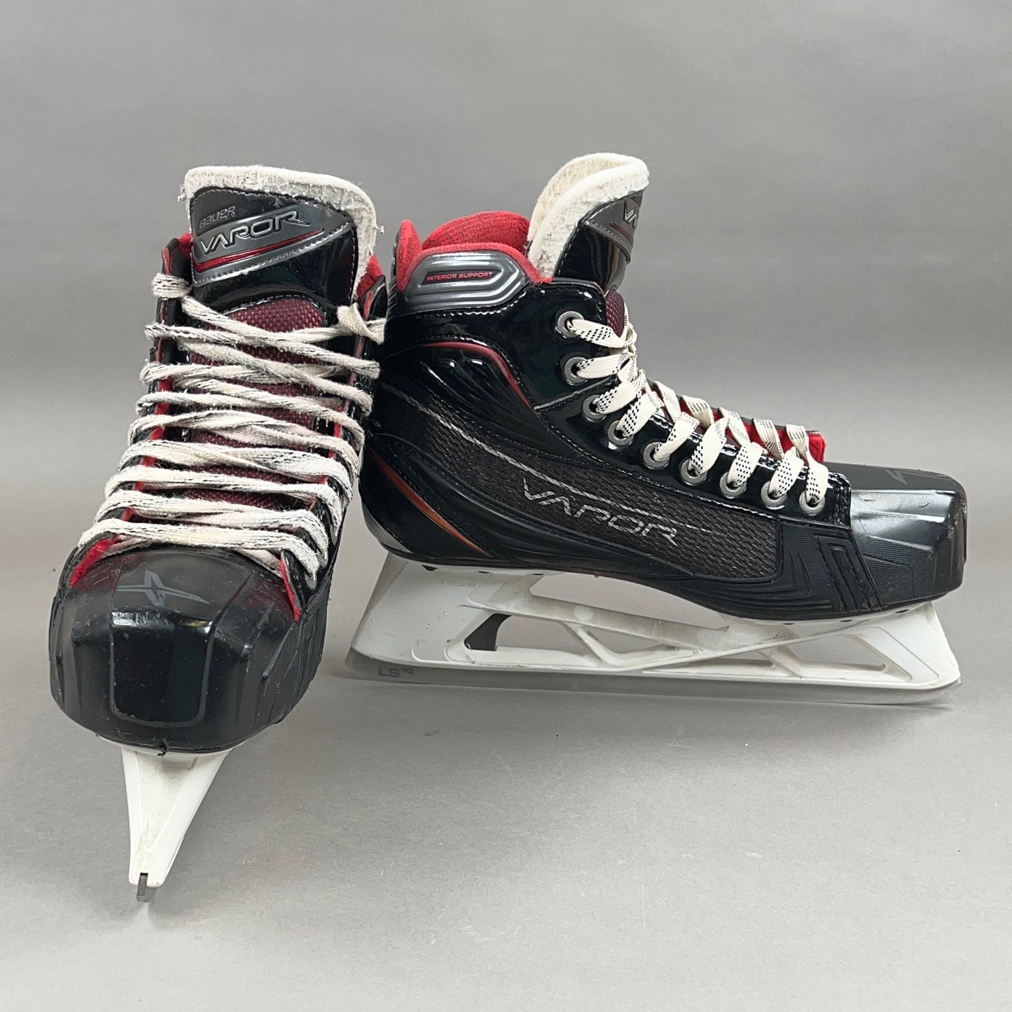 Bauer Vapor X900 Size 8.5 Hockey Goalie Skates