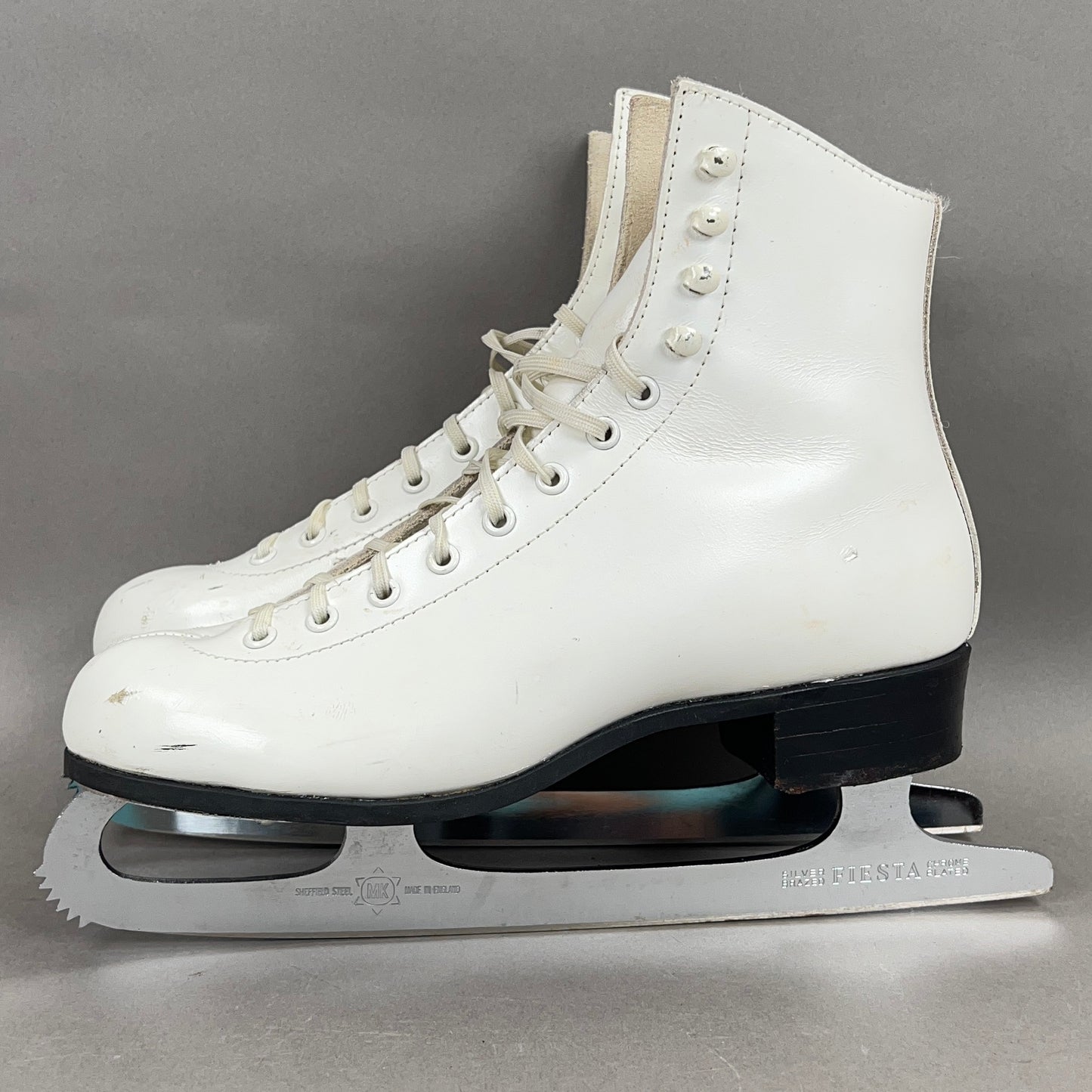 Riedell Size 5.5 Ice Skates