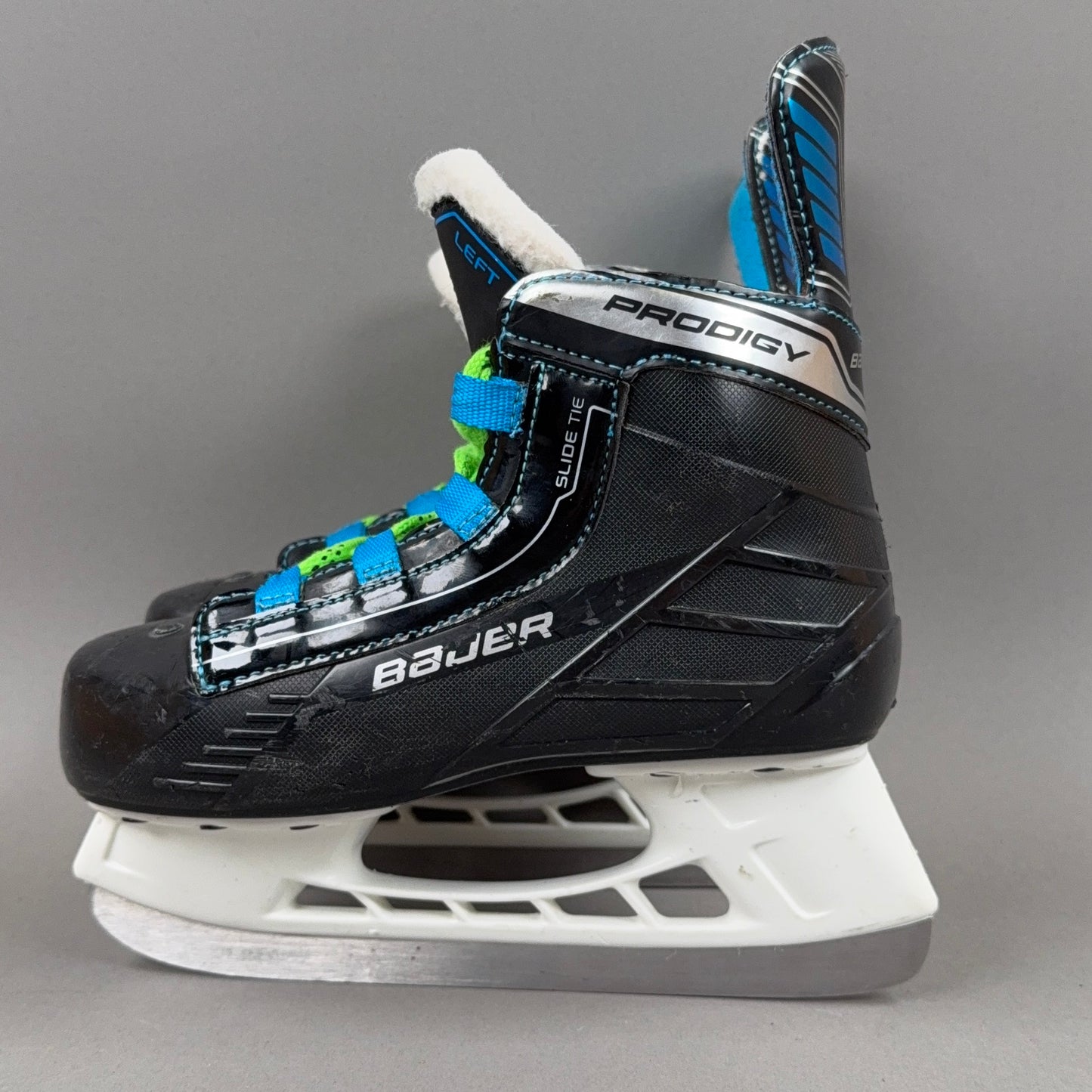 Bauer Prodigy Size 1 Junior Hockey Skates