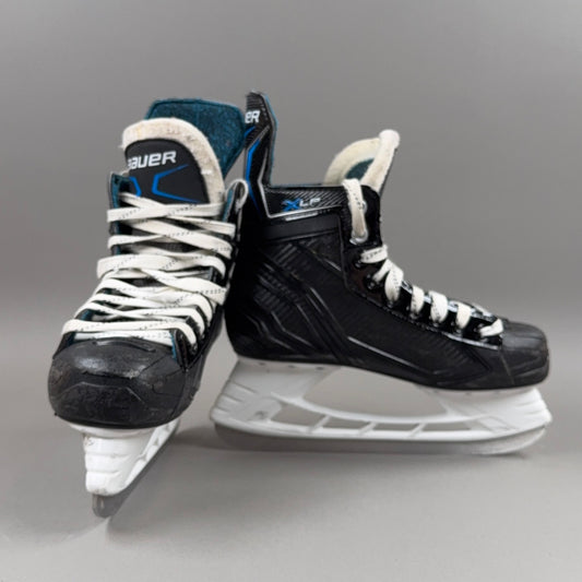Bauer XLP Size 5 Intermediate Hockey Skates