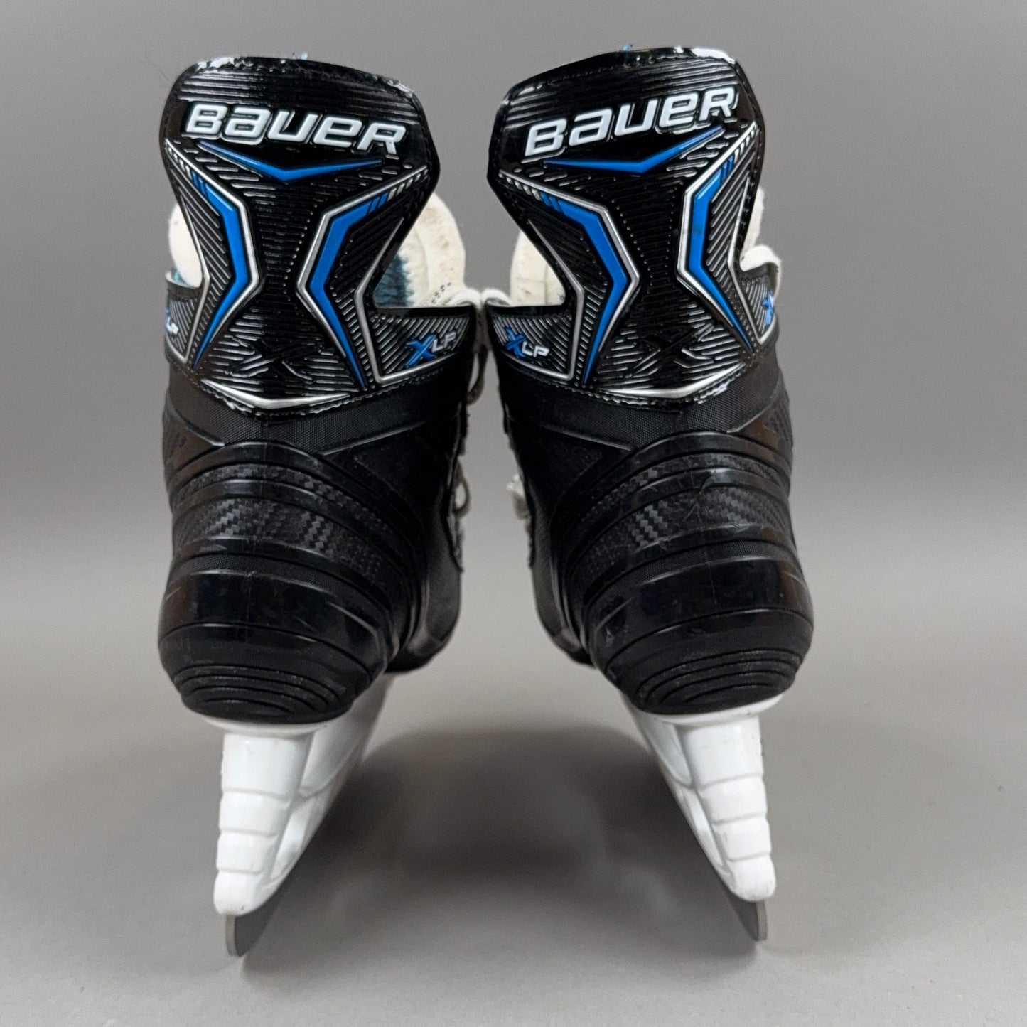 Bauer XLP Size 5 Intermediate Hockey Skates