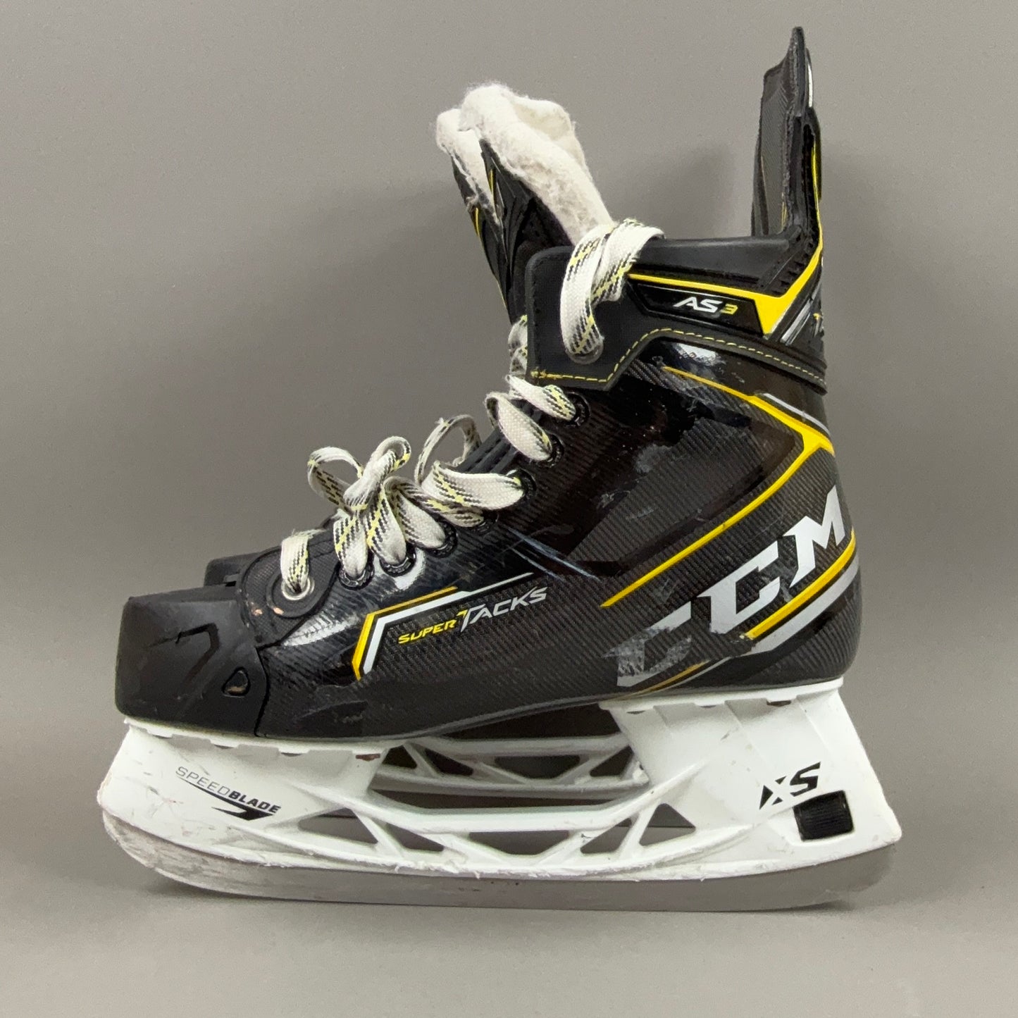 CCM SuperTacks AS3 Size 6 Intermediate Hockey Skates