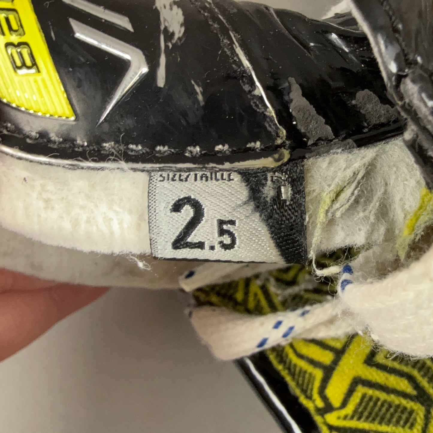Bauer Vapor 3X Size 2.5 Junior Hockey Skates