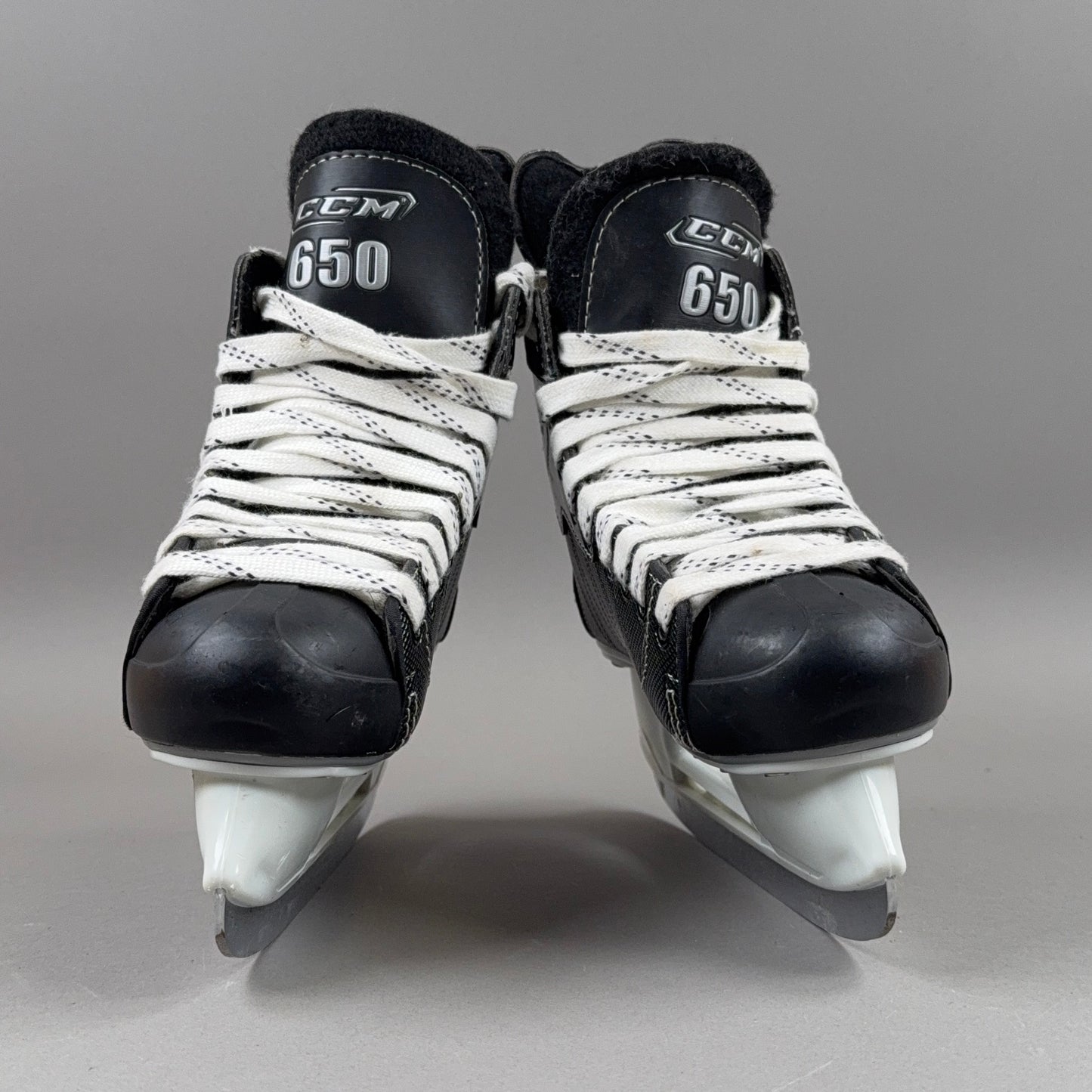 CCM Powerline Size 4 Vintage Intermediate Hockey Skates