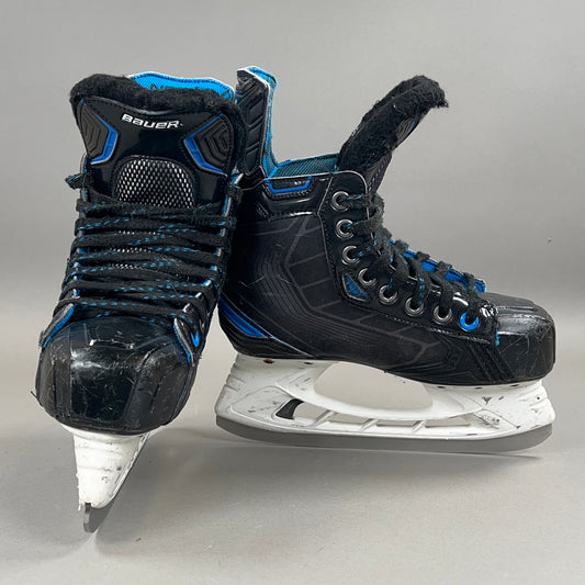 Bauer Nexus N8000 Size 2 Junior Hockey Skates