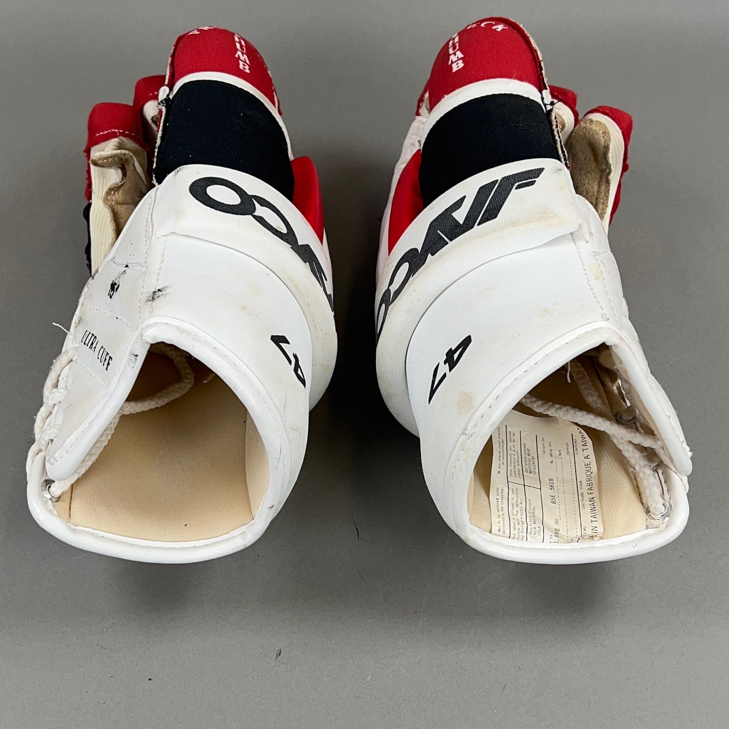 Jayco 868 Ultra Cuff Senior 15" Vintage Hockey Gloves