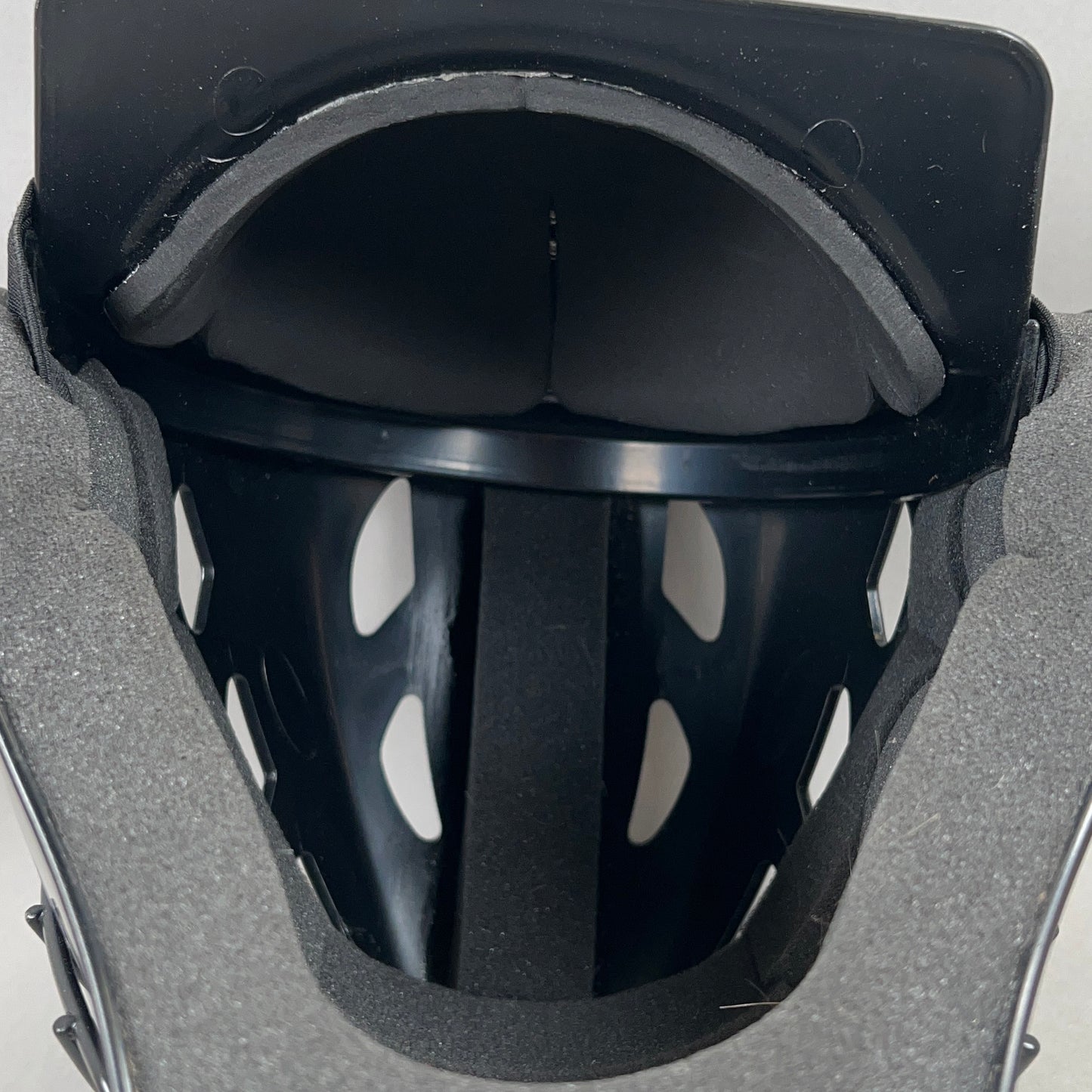 Bauer SH-GK S/M Adjustable 6" to 7" Junior Hockey Goalie Helmet